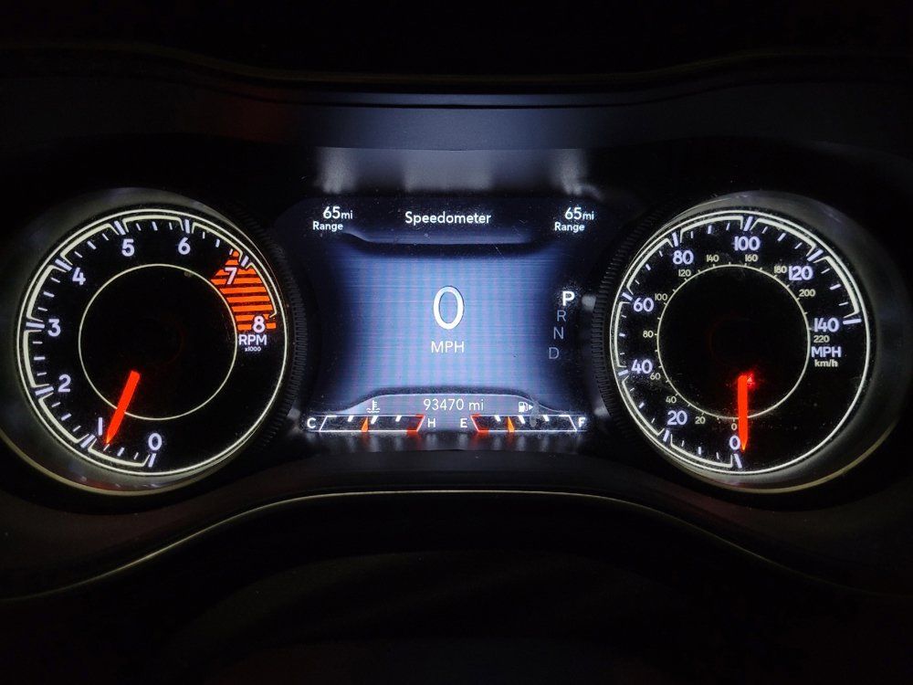 Used 2021 Jeep Cherokee Limited AWD/4WD image 23