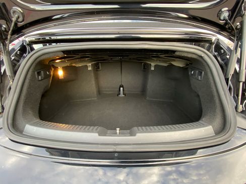 Used 2019 Volkswagen Beetle 2.0T S image 12