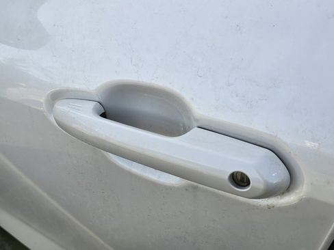 Used 2022 Toyota Highlander XLE image 22