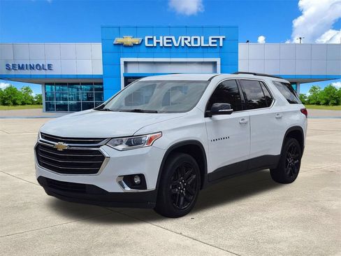 Used 2019 Chevrolet Traverse LT FWD image 2