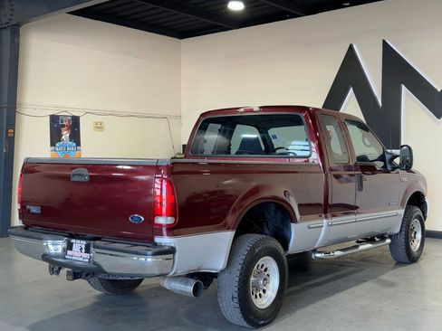 Used 1999 Ford F250 4x4 SuperCab Super Duty image 4