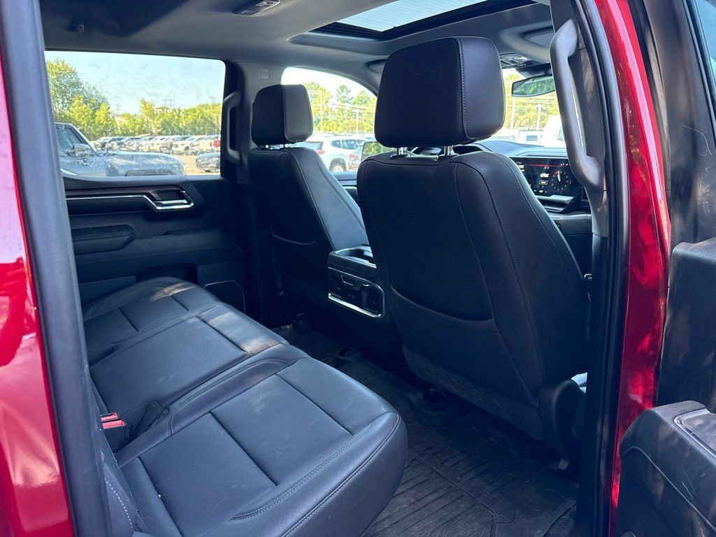 Used 2023 GMC Sierra 1500 SLT w/ SLT Premium Plus Package AWD/4WD image 16