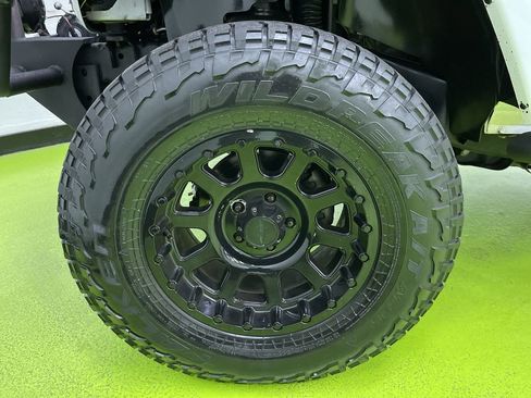 Used 2014 Jeep Wrangler Unlimited Sahara w/ Connectivity Group image 15