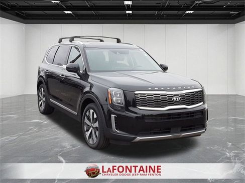 Used 2021 Kia Telluride EX w/ EX Premium Package image 7