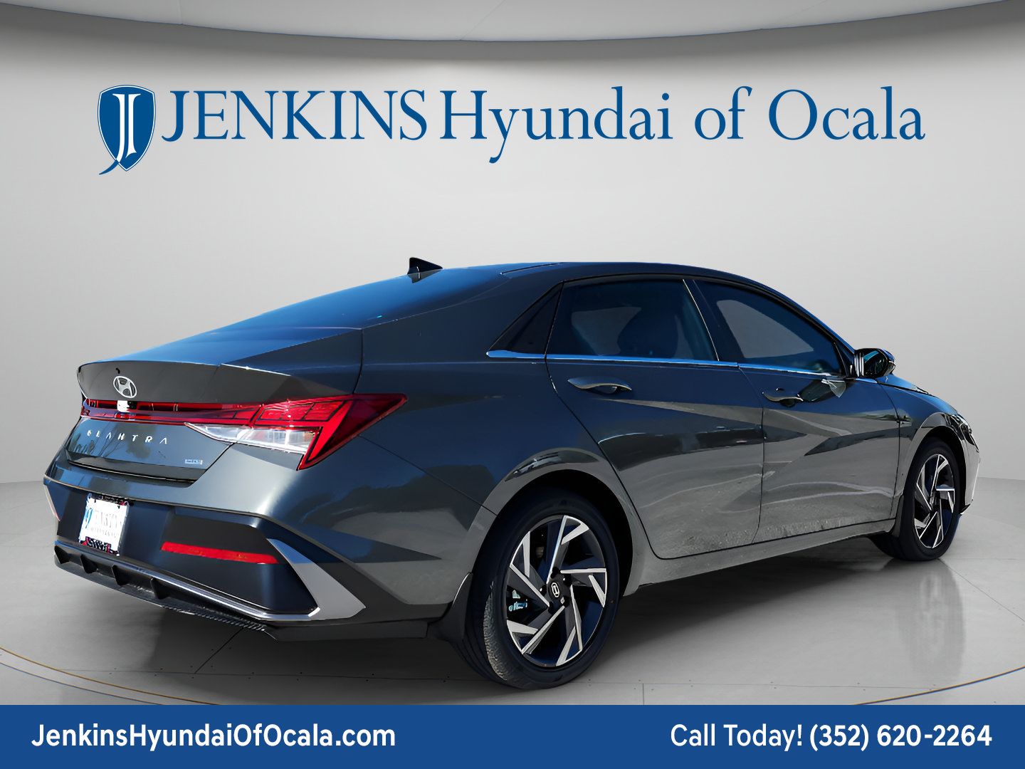 New 2026 Hyundai Elantra Limited FWD image 2