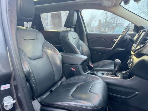 Used 2016 Jeep Cherokee Limited image 26