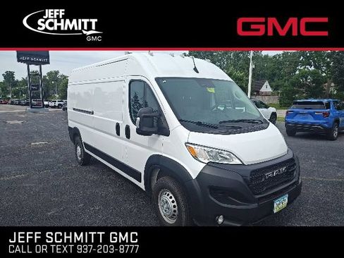Used 2025 RAM ProMaster 2500 w/ Convenience Group FWD image 1