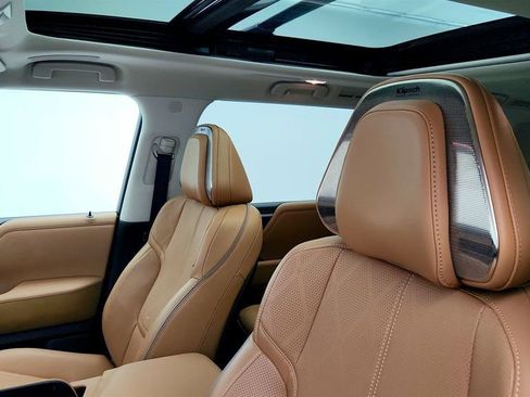 Used 2025 INFINITI QX80 Sensory w/ Exterior Package image 22