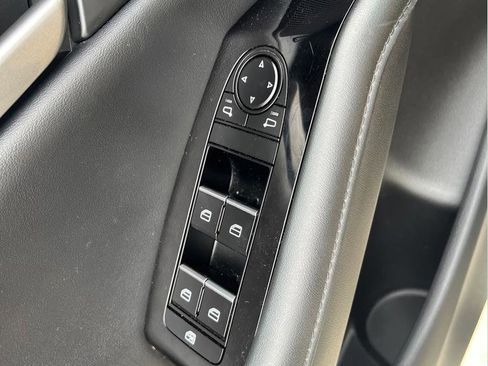 Used 2025 MAZDA MAZDA3 s Sport image 23