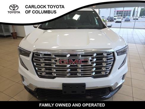Used 2025 GMC Acadia Denali w/ LPO, All-Weather Package AWD/4WD image 5
