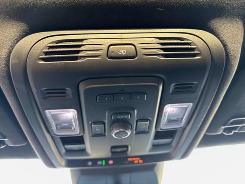 Certified 2024 Cadillac Escalade Sport Platinum w/ LPO, ONYX Package AWD/4WD image 23
