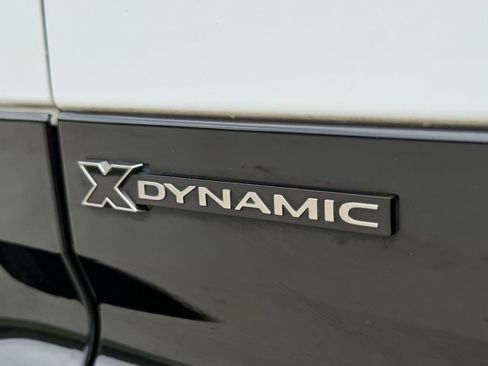 Used 2021 Land Rover Defender 110 X-Dynamic HSE AWD/4WD image 43