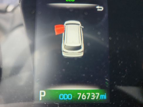 Used 2023 Toyota Sienna XLE image 12