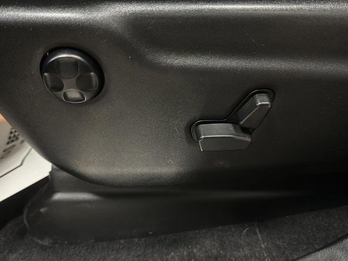 Certified 2023 Dodge Durango R/T image 16