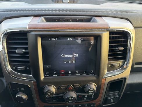 Used 2018 RAM 2500 Laramie w/ Cold Weather Group image 29