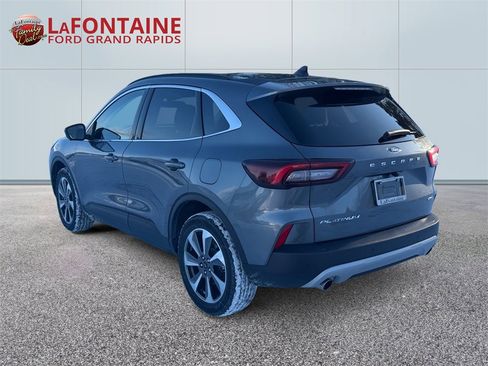 Used 2024 Ford Escape Platinum image 5