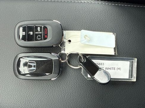 Used 2026 Honda Civic Sport Touring image 4