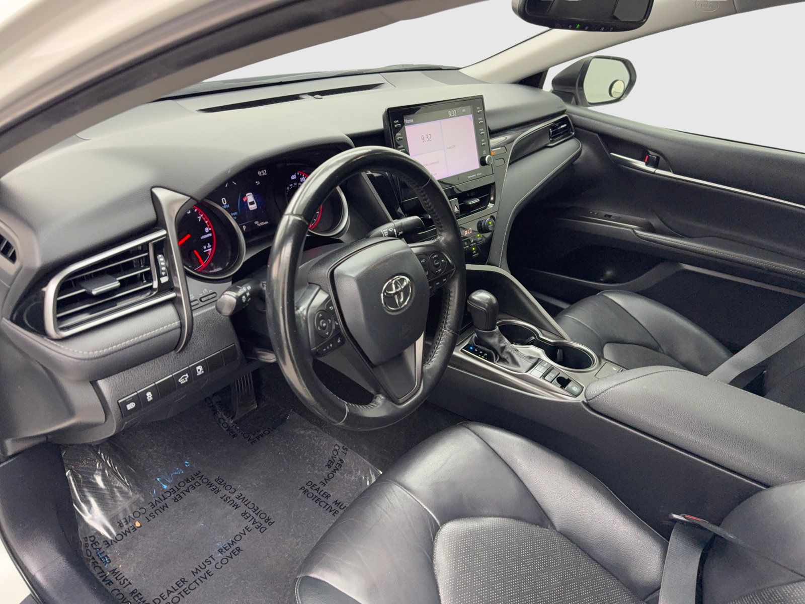 Used 2021 Toyota Camry XSE FWD image 27
