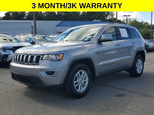 Certified 2020 Jeep Grand Cherokee Laredo RWD image 3