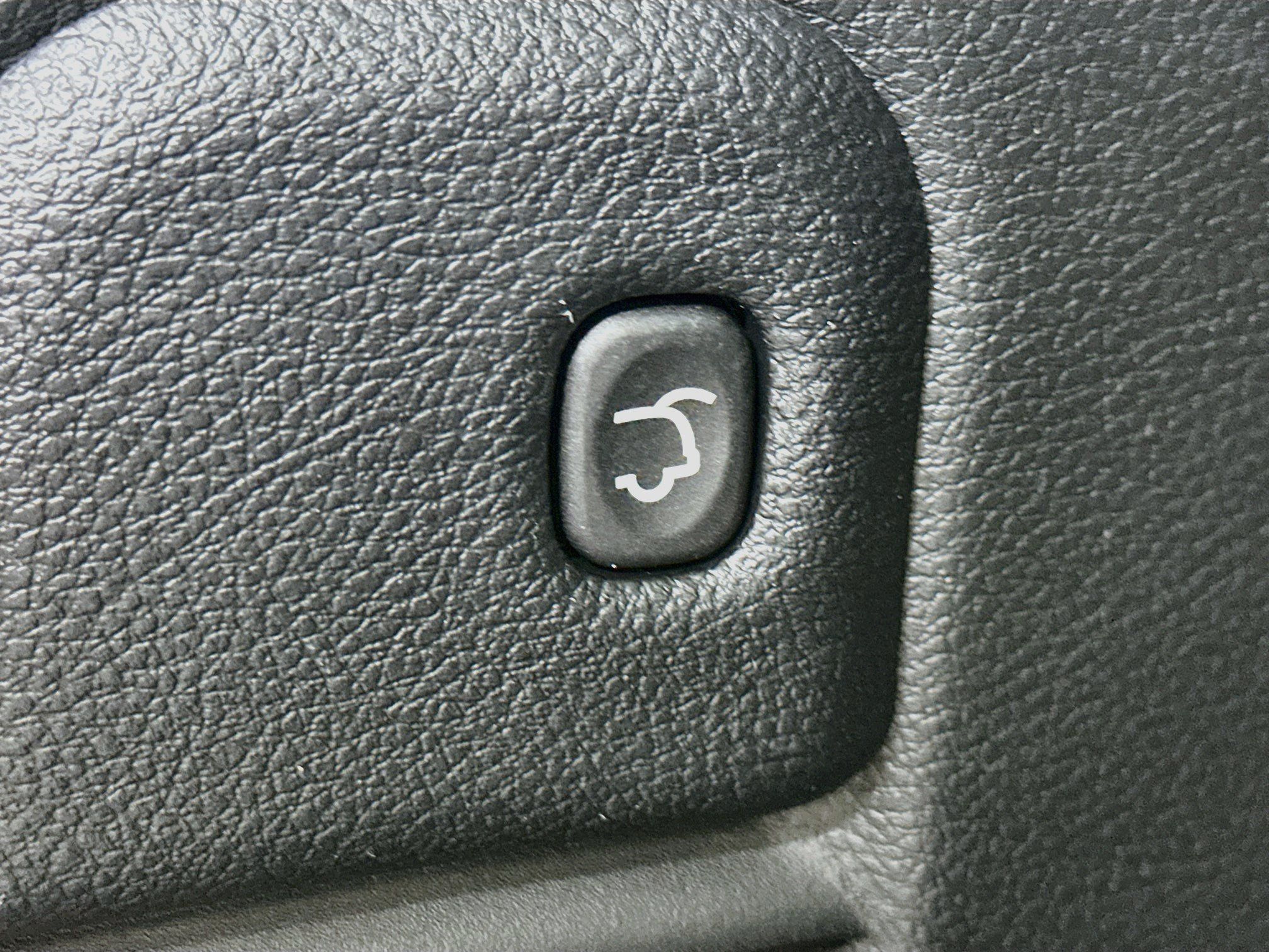 Used 2021 Jeep Grand Cherokee Limited AWD/4WD image 30