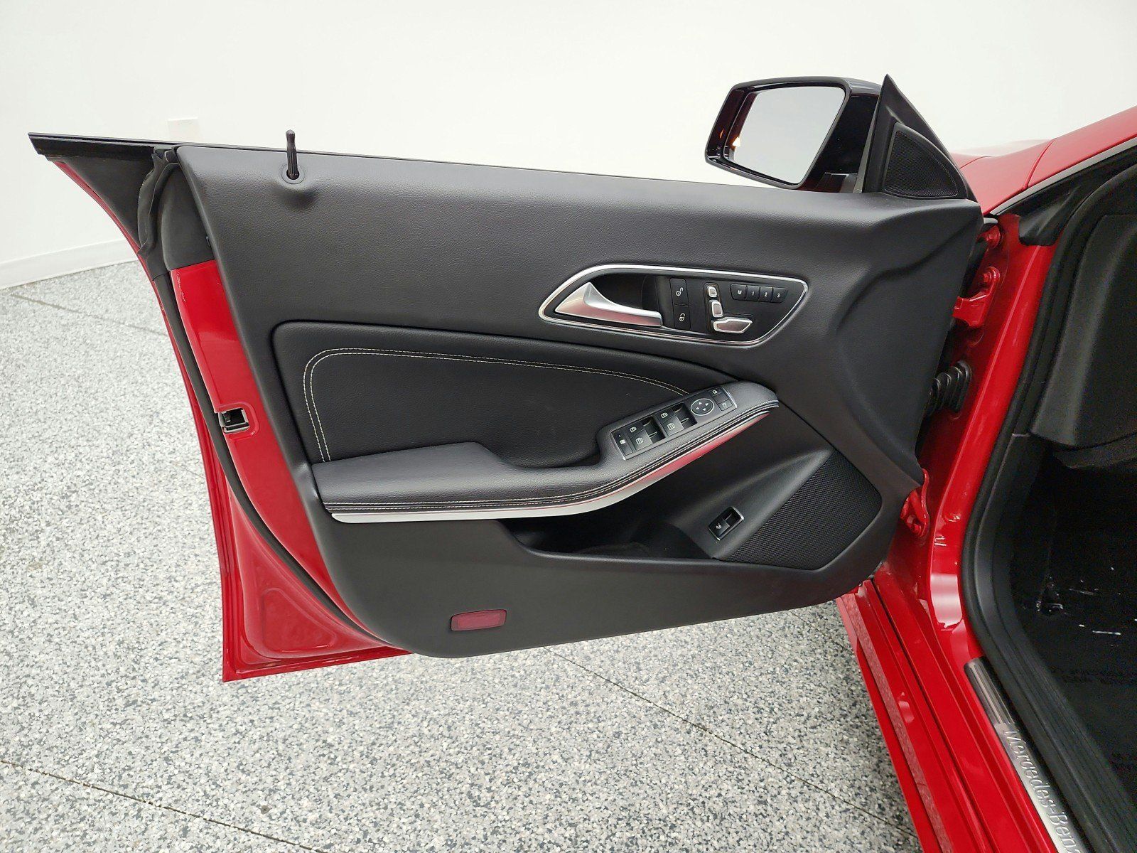 Used 2018 Mercedes-Benz CLA 250 image 15