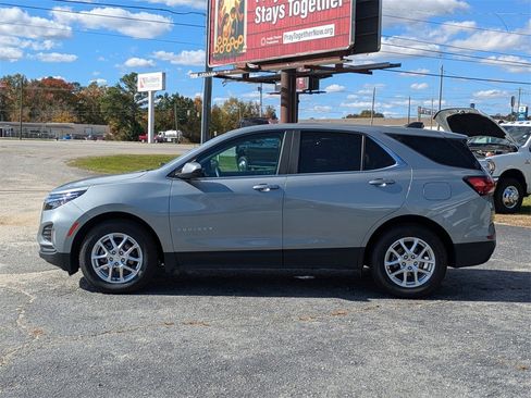 Used 2024 Chevrolet Equinox LT image 5