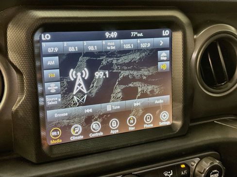 Used 2023 Jeep Wrangler Unlimited w/ 8.4" Radio Group AWD/4WD image 21