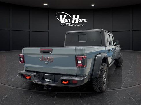 Used 2024 Jeep Gladiator Mojave w/ Technology Group AWD/4WD image 7