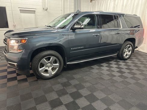 Used 2020 Chevrolet Suburban Premier image 5
