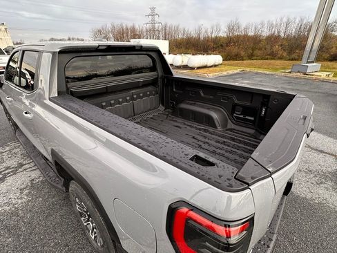 New 2026 GMC Sierra EV Elevation w/ Premium Package AWD/4WD image 32