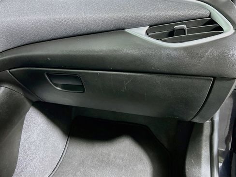 Used 2023 Chevrolet Malibu LT FWD image 34