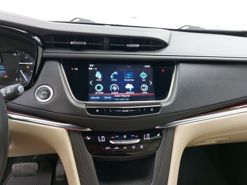 Used 2019 Cadillac XT5 Luxury AWD/4WD image 22