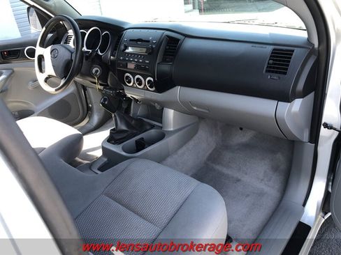 Used 2007 Toyota Tacoma 2WD Regular Cab image 16