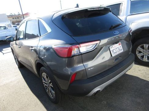 Certified 2022 Ford Escape SEL w/ Technology Package image 2