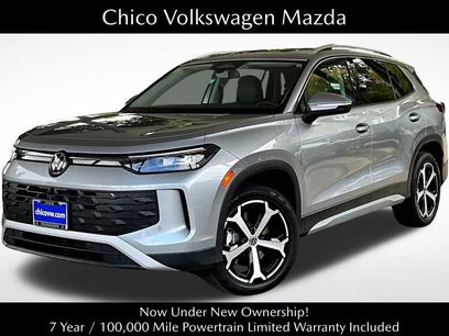 New 2025 Volkswagen Tiguan SE