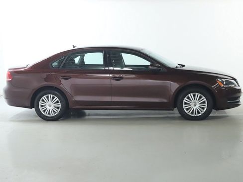 Used 2014 Volkswagen Passat 2.5 S image 11