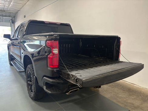 Used 2019 Chevrolet Silverado 1500 LT Trail Boss AWD/4WD image 4