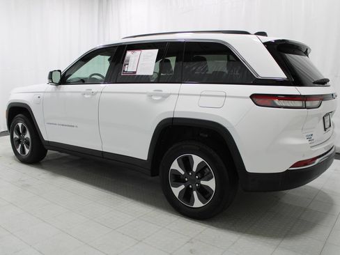 Used 2022 Jeep Grand Cherokee Limited 4xe AWD/4WD image 8