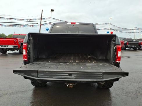 Used 2018 Ford F150 XLT w/ Equipment Group 302A Luxury AWD/4WD image 32
