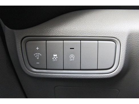 Used 2023 Kia Soul LX w/ LX Technology Package image 22