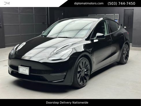 Used 2022 Tesla Model Y Performance image 1