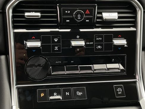 New 2026 Nissan Armada SV image 38