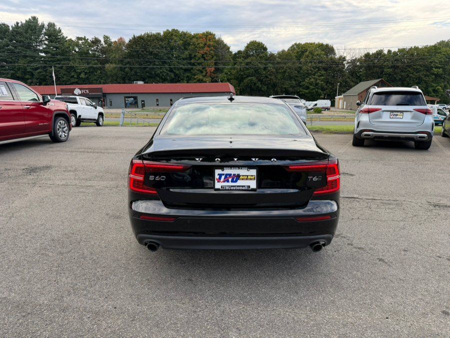 Used 2019 Volvo S60 T6 Momentum w/ Premium Package AWD/4WD image 5