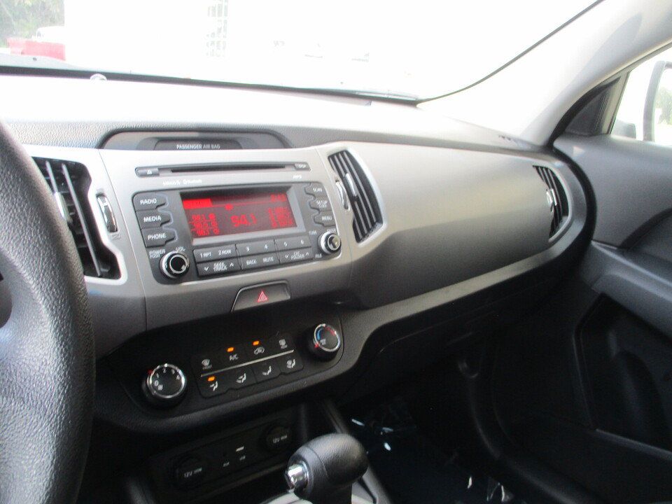 Used 2016 Kia Sportage LX FWD image 39