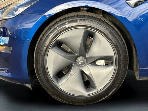 Used 2020 Tesla Model 3 Long Range image 23