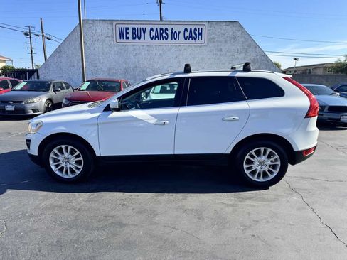 Used 2010 Volvo XC60 T6 AWD/4WD image 14