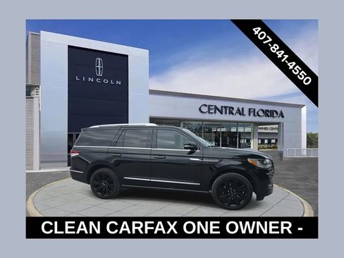 Used 2024 Lincoln Navigator Reserve image 1