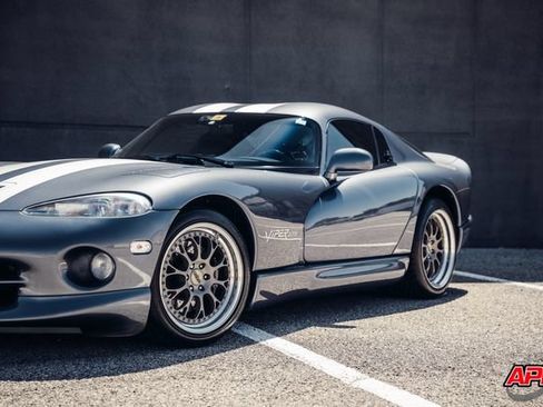 Used 2000 Dodge Viper GTS RWD image 45