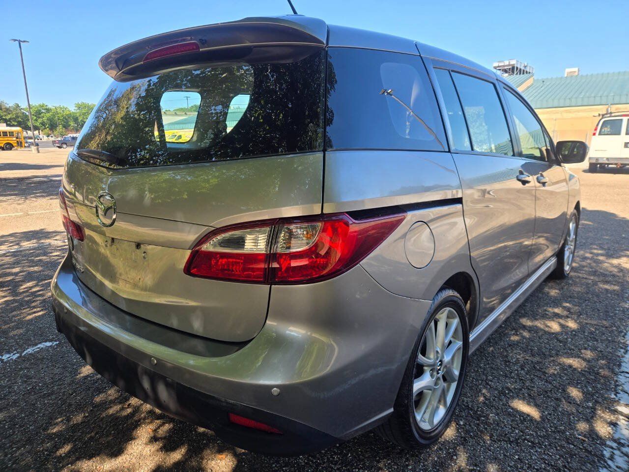 Used 2014 MAZDA MAZDA5 Grand Touring FWD image 9