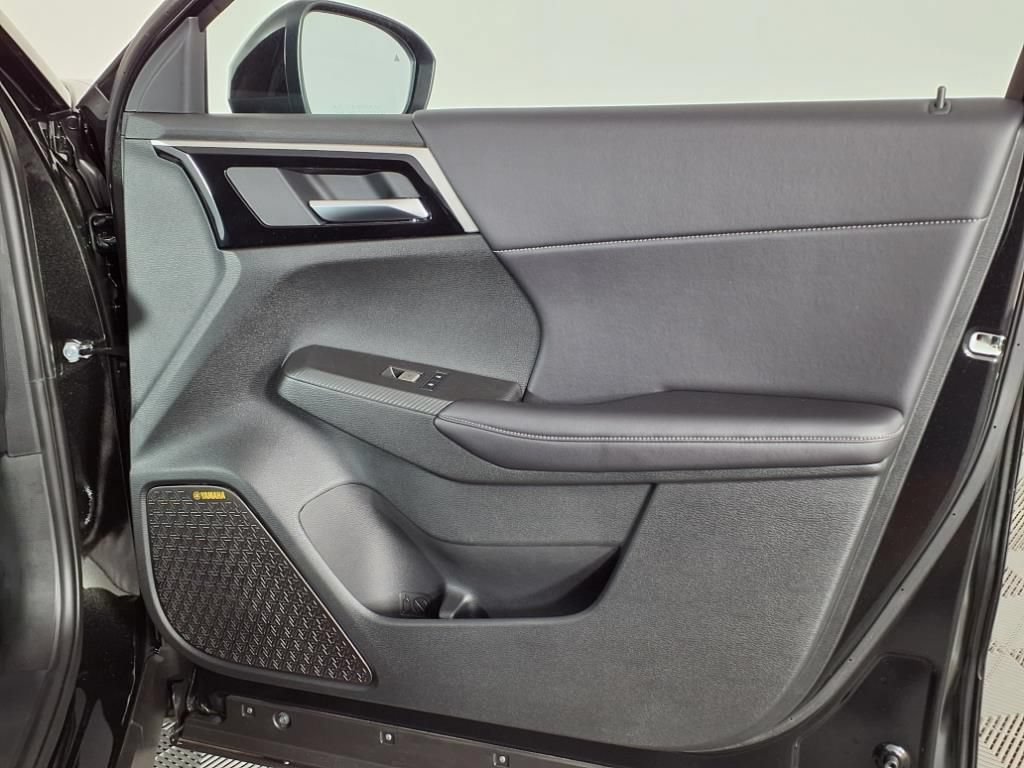 Used 2025 Mitsubishi Outlander SE FWD image 8